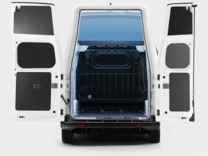 Nissan e-NV200 XL Voltia 2020 года 